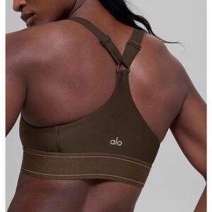 ALO Yoga Airlift Suit Up Sports Bra